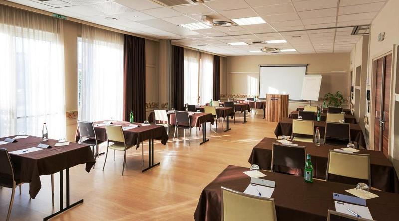 Holiday Inn - Strasbourg - Nord By Ihg Schiltigheim Zewnętrze zdjęcie